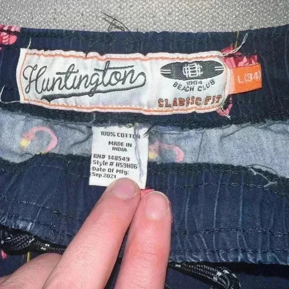 ❗️NWOT: Huntington Beach Club Flamingo Pocket Shorts - Picture 5 of 5